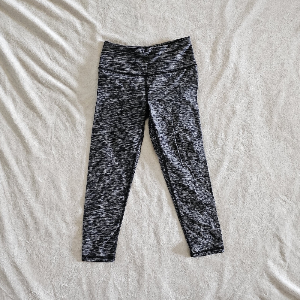 VS Sport Yoga Capri Pants